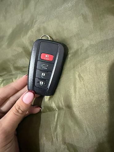 gps tracker: Смарт-ключ Toyota Highlander. Оригинальный брелок-ключ для автомобиля — 2