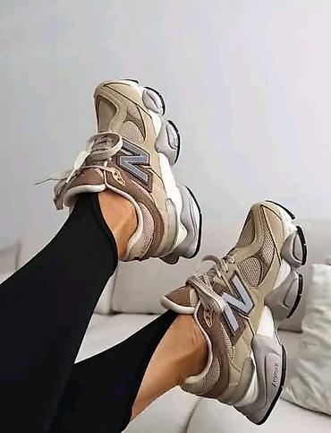 Patike: NB 9060 A klasa 
Cena: 5100
Brojevi: 36-40
PS✨ — 1