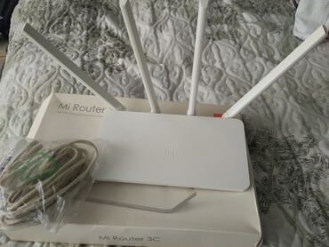 wifi qebuledici: MI ROUTER WIFI MODEMI
