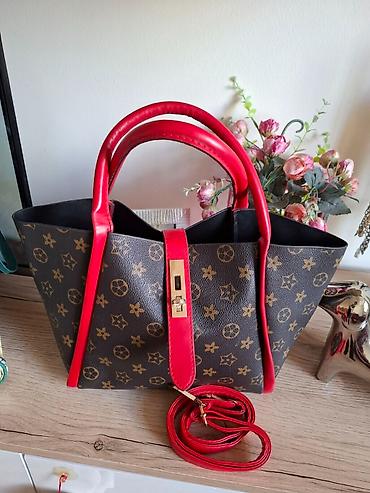 Çantalar: Çiyin çantası, Louis Vuitton, İşlənmiş — 1