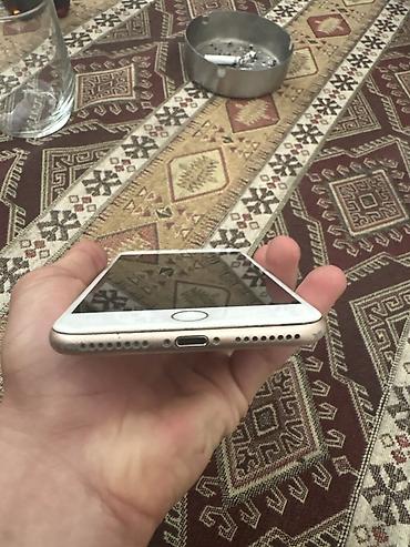 i̇phone 7 128gb: IPhone 8 Plus, 64 GB, Ağ, Qırıq — 4