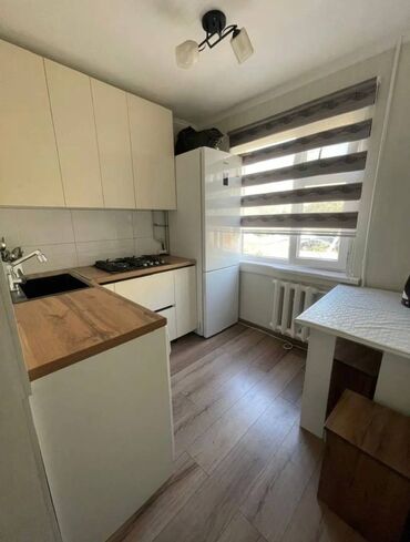 Продажа квартир: 2 комнаты, 43 м², 104 серия, 2 этаж, Евроремонт