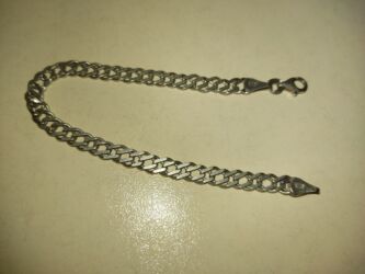 Bijuteriya dəstləri: Gümüş bəzək əşyaları,tek tek ayriciliqda 10-15man. defekt hisseleri — 10