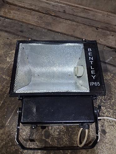 projektorlar: BENTLEY IP65 proyektor/floodlight - Korpus: metal, möhkəm çərçivə və — 1