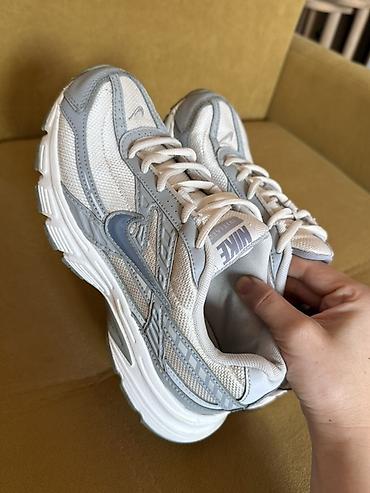 fox 40: Оригинал Nike женская кроссовки размер 38 аз эле жолу кийилди — 2