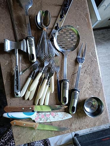 Другие хозтовары: Набор разномастных хозяйственных вещей для дома и дачи. В составе: - — 2