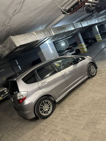 купить машину хонда аккорд: Honda Fit: 2014 г., Вариатор, Бензин, Хэтчбэк