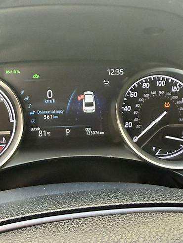 Продажа авто: Toyota Camry: 2020 г., Гибрид, Седан — 7