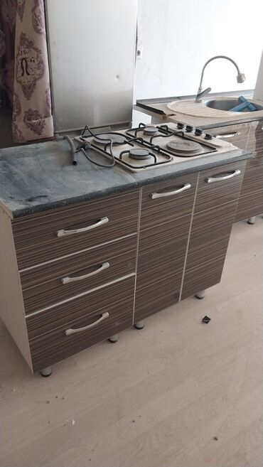 типовые размеры кухонной мебели: Кухонный гарнитур модульный с техникой Состав и комплектация: -