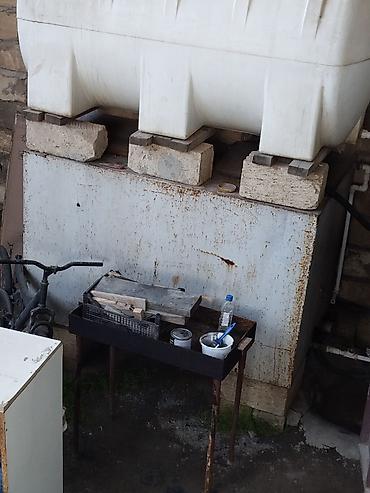 бачок для унитаза: 1,5 Ton Su həcmi tutur Hal hazırda da içməli su üçün istifade olunur — 1