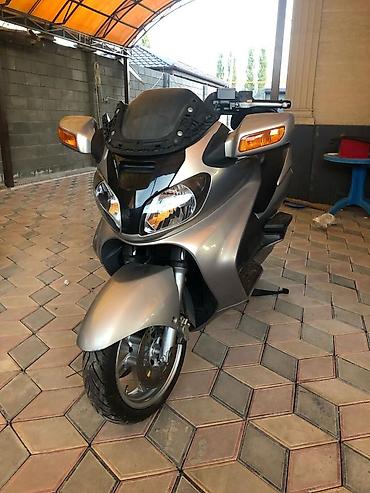 Suzuki: Suzuki Skywave 650 (Burgman) – крупный туристический максискутер — 6