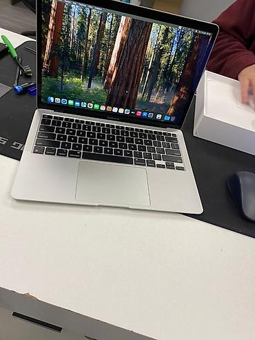 apple macbook: Apple MacBook Air 13" (серебристый) - Экран 13.3" Retina (2560×1600) — 1