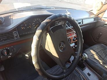 Mercedes-Benz: Mercedes-Benz W124: 1991 г., 2 л, Механика, Бензин, Седан — 3