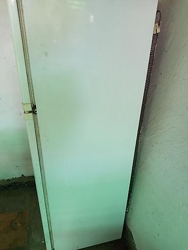 mini refrigerator: Холодильник LG, Б/у, Двухкамерный — 2