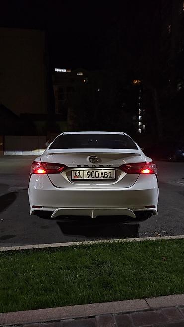 byd e2 2025: Toyota Camry: 2018 г., 2.5 л, Автомат, Бензин, Седан — 4