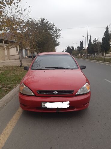 Kia: Kia Rio: 1.5 l | 2002 il Sedan