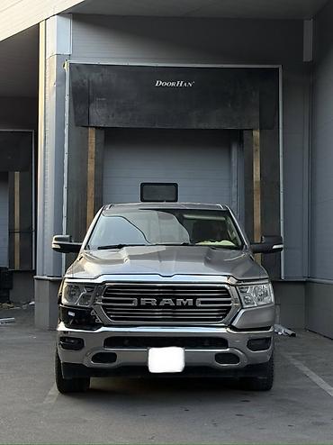 Грузовики: Dodge Ram 1500 Big Horn 4x4 Отличное состояние Полный привод 4x4 — 3