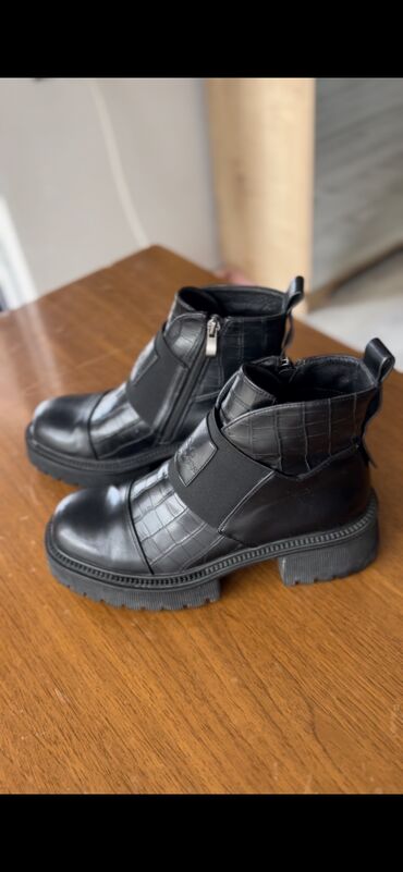 Botinka və botilyonlar: Ölçü: 39, İşlənmiş — 6