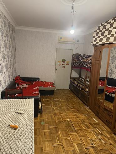 Mənzillər: 1 otaqlı mənzil – tam mebelli Plan və sahələr: - Girişdə xol - Geniş — 3
