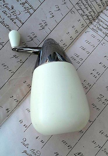 Ostala kuhinjska oprema: Sir Terence Orby Conran dizajnersk mlin za so ili biber. Extra-rare! — 6