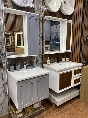 Ev və bağ: Hamam mebeli dəsti – güzgülü şkaf və quraşdırılmış çanaqlı tumbalar - — 5