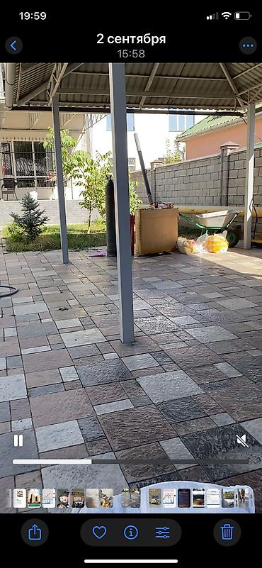 Продажа коттеджей и домов: Продается дом 2 этажа, участок 3,5 соток в центре города по ул — 11