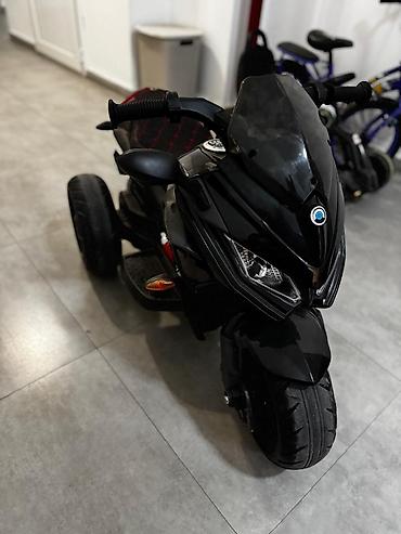 yadea z3: Uşaq üçün elektrikli üçtəkər motosiklet - Rəng: qara, idman üslublu — 1