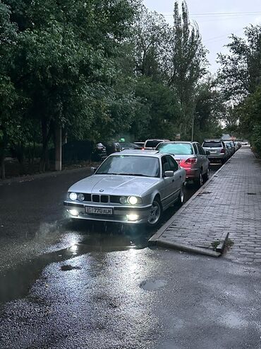 бмв 1991: BMW 5 series: 1991 г., 2.5 л, Механика, Бензин, Седан