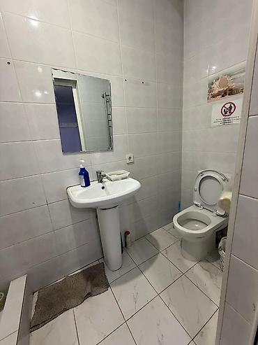 Продажа коттеджей и домов: 6 комнат и более, 300 м², 4 соток, Бишкек, 4 мкр Агентство недвижимости at lalafo.kg — 9 Продажа коттеджей и домов: 6 комнат и более, 300 м², 4 соток, Бишкек, 4 мкр Агентство недвижимости — 9