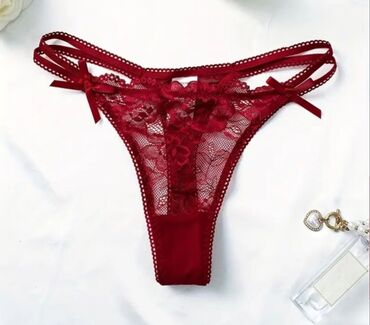 женские бесшовные бюстгальтеры: Stringi S razmer