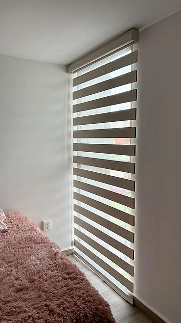 ofis perdeleri: Zebra stor pərdə – interyerə modern görünüş və rahat işıq idarəsi — 10