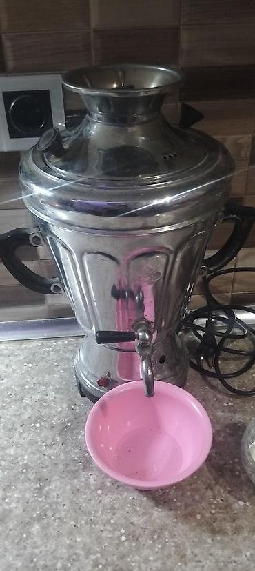 elektrikli pilte: Elektrik samovar – metal gövdəli, yanlarda istiliyədavamlı tutacaqlar — 1