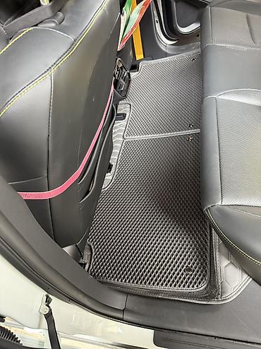 Полики: 5D Экокожа Полики Для салона цвет - Черный, Новый, Платная доставка — 3