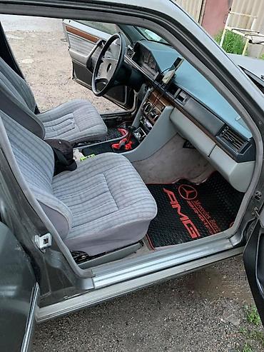 Унаа: Mercedes-Benz W124: 1992 г., 2 л, Кол менен иштөөчү, Бензин, Седан — 2
