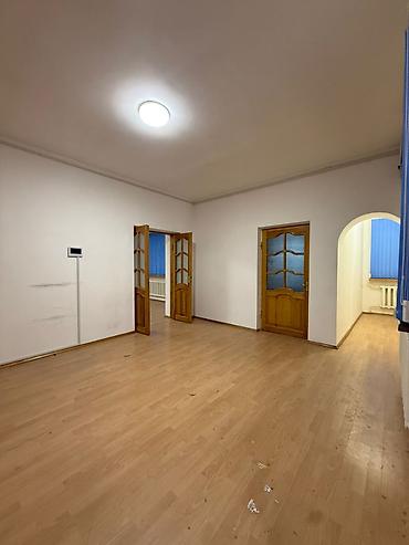 Долгосрочная аренда домов: 250 м², 6 комнат, Бронированные двери, Видеонаблюдение, Забор, огорожен — 12