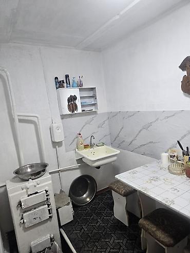 продаю дом село дмитриевка: 3 комнаты, 76 м², 9 соток, Сокулук, Собственник — 6