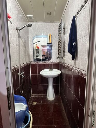 Köhnə tikili: Bakı, Lökbatan qəs., 5 otaqlı, Köhnə tikili, 120 kv. m -da lalafo.az — 5 Köhnə tikili: Bakı, Lökbatan qəs., 5 otaqlı, Köhnə tikili, 120 kv. m — 5