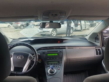 тайота нисан: Toyota Prius: 2011 г., 1.8 л, Вариатор, Гибрид, Хетчбек