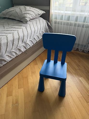 sdullar: Məhsul: Uşaq stulu ikea - Rəng: mavi - Material: möhkəm plastik - — 2