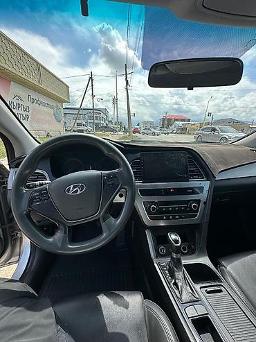 spark 2021: Hyundai Sonata: 2019 г., Автомат, Газ, Седан — 5