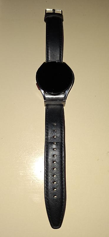 2121 ljubavni sat: Samsung Galaxy Watch6 Prodajem Samsung Galaxy Watch6 jer sam prešao — 2