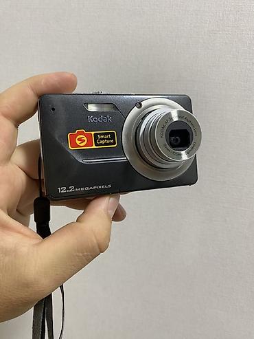 optical: Цифровая фотокамера Kodak с функцией Smart Capture. В комплекте — 1