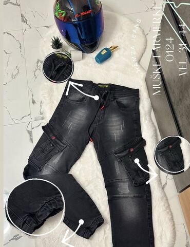 Pantalone: Muške dzeparice
Vel.36-44
3000 din na lalafo.rs — 4 Pantalone: Muške dzeparice
Vel.36-44
3000 din — 4