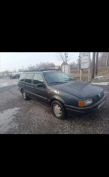 машина жып: Volkswagen Passat: 1993 г., 2 л, Механика, Газ, Универсал