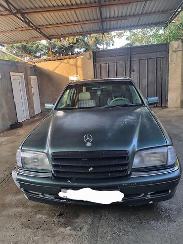 2106 ucuz: Məhsul: Mercedes-Benz sedan salonu və audio sistemi Təsvir: - Klassik — 9