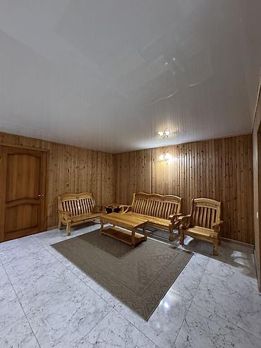 Продажа коттеджей и домов: 🏡Продается 3х этажный ДОМ 🏰 на первой линии улицы Ахунбаева/Тыналиева — 15