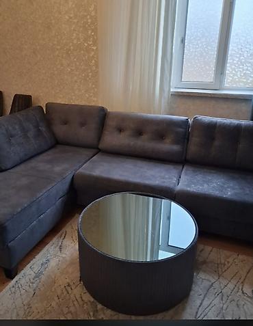 Комплекты диванов и столов: Tezedi 2ce ay xanim terefinden isledilib yari qiymetine satilib hec — 1