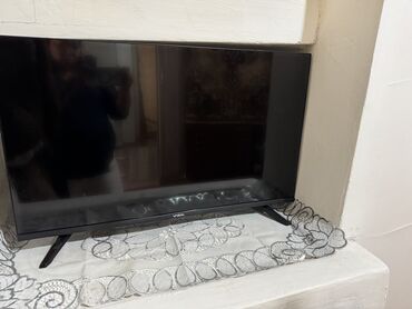 Телевизоры: Продаю телевизор, в отличном состоянии. Без интернета. Прошу 3000