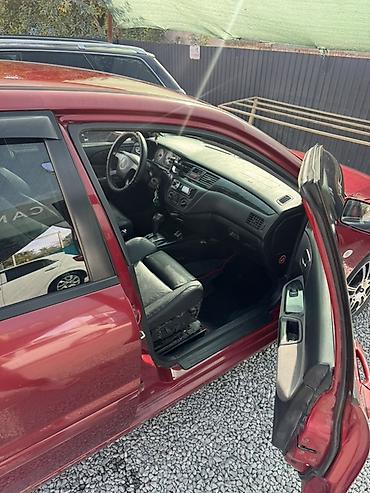 lancer 9: Mitsubishi Lancer: 2004 г., Механика, Бензин, Седан — 5