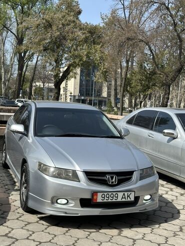 Honda: Honda Accord: 2004 г., 2 л, Автомат, Бензин, Седан